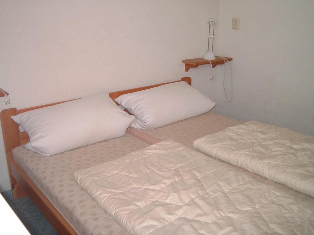 Ferienhaus Lisakowski Warmenhuizen Oda fotoğraf
